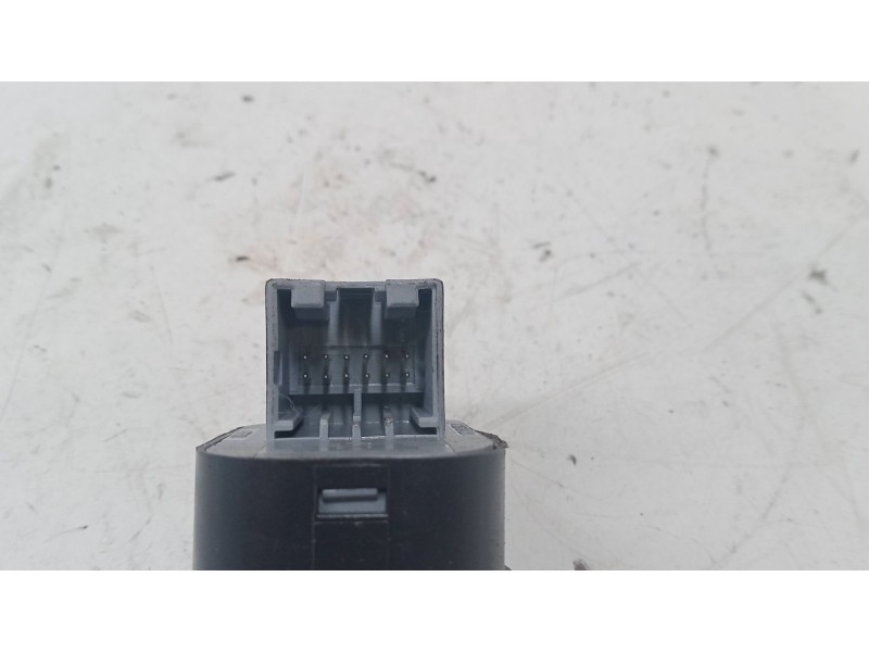 Recambio de mando retrovisor para peugeot bipper tepee 1.4 hdi referencia OEM IAM   