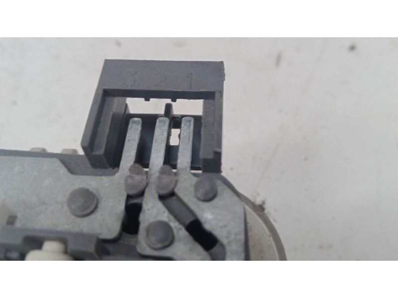 Recambio de luz interior delantera para peugeot bipper tepee 1.4 hdi referencia OEM IAM   