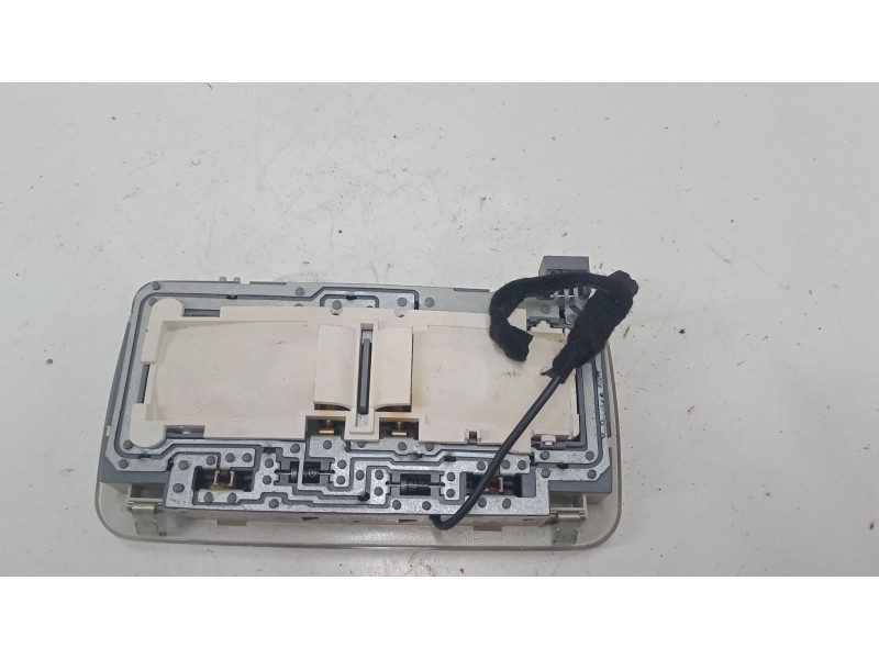 Recambio de luz interior delantera para peugeot bipper tepee 1.4 hdi referencia OEM IAM   