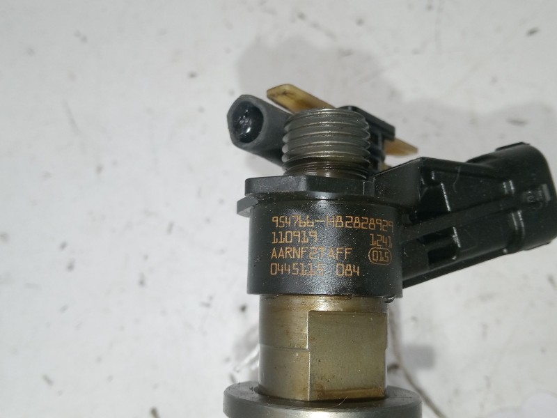 Recambio de inyector para nissan x-trail ii (t31) 2.0 dci referencia OEM IAM   