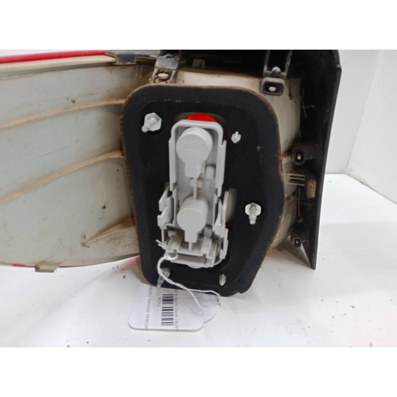 Recambio de piloto trasero derecho para mercedes-benz clase b sports tourer (w245) b 150 (245.231) referencia OEM IAM   