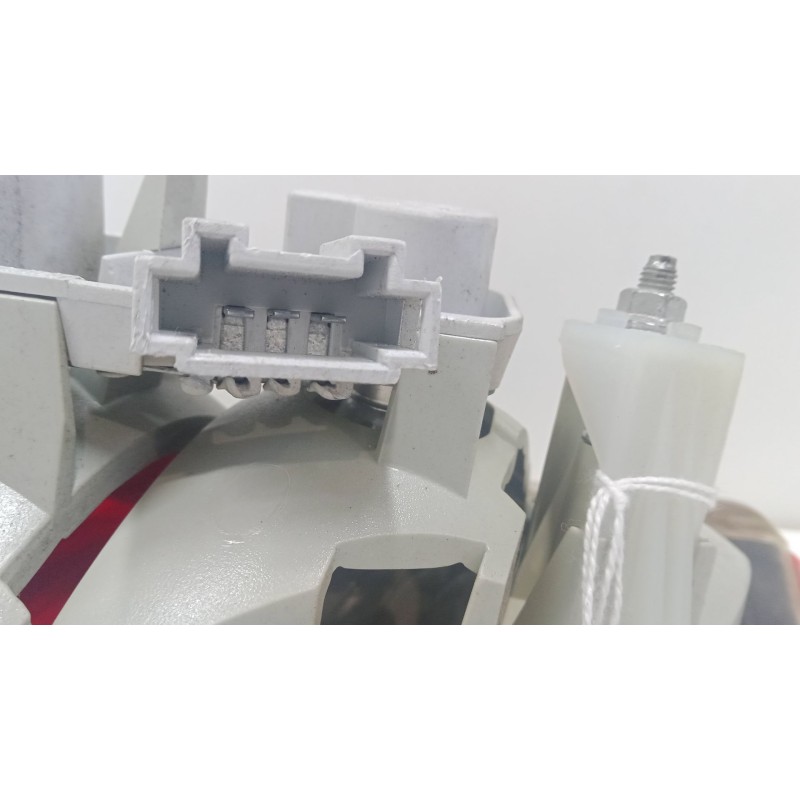 Recambio de piloto trasero porton derecho para mercedes-benz clase b sports tourer (w245) b 150 (245.231) referencia OEM IAM   