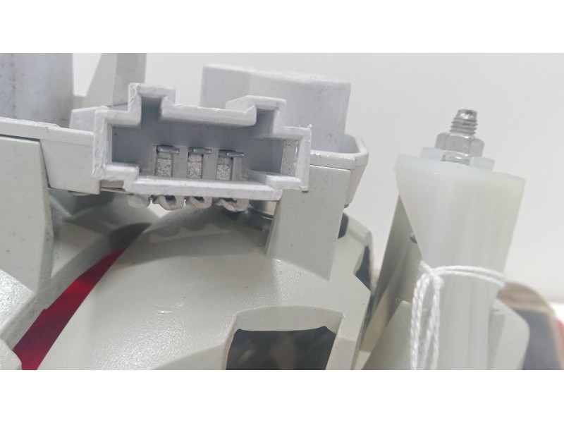 Recambio de piloto trasero porton derecho para mercedes-benz clase b sports tourer (w245) b 150 (245.231) referencia OEM IAM   