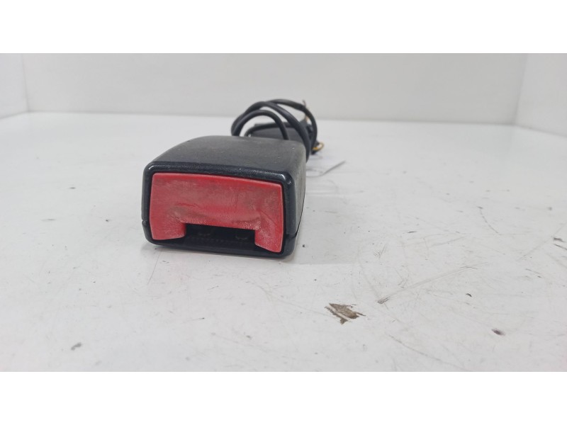 Recambio de anclaje cinturon delantero derecho para seat ibiza iv (6j5, 6p1) 1.4 tdi referencia OEM IAM   