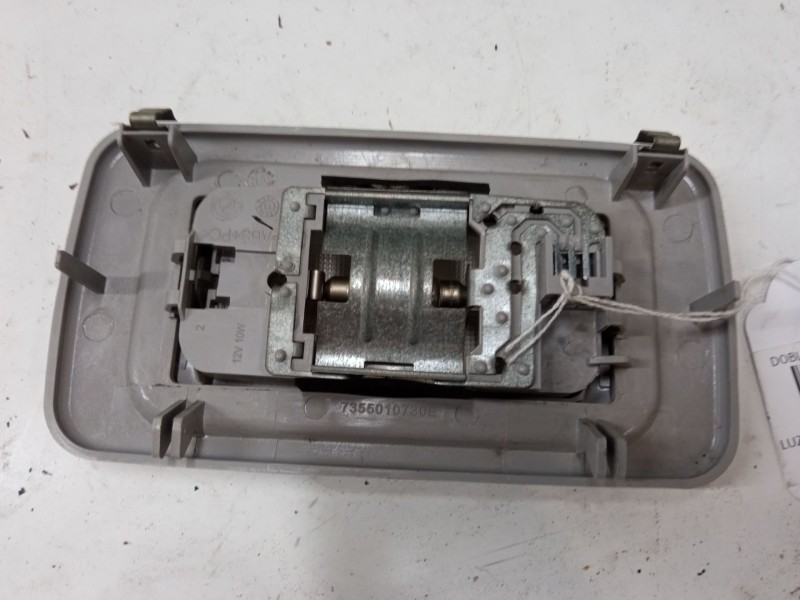 Recambio de luz interior delantera para fiat doblo cargo (263_) 1.3 d multijet referencia OEM IAM 7355010730  