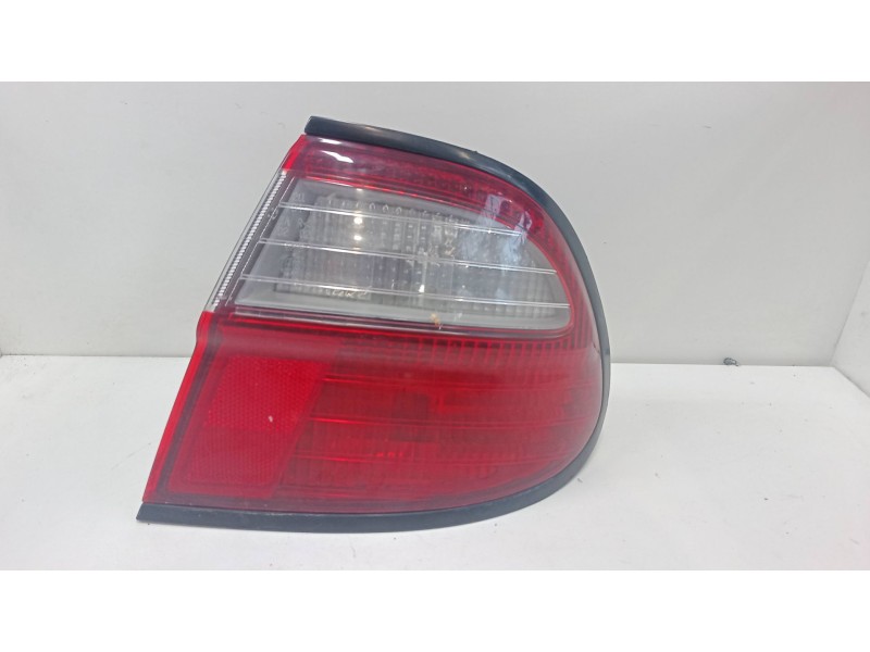 Recambio de piloto trasero derecho para nissan almera i (n15) 1.6 referencia OEM IAM   