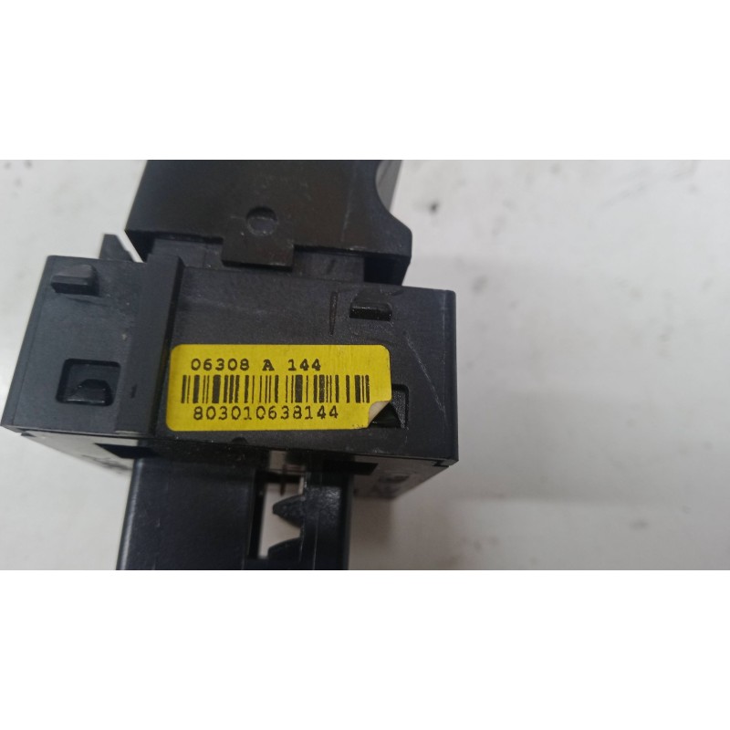 Recambio de mando elevalunas delantero izquierdo para fiat bravo ii (198_) 1.9 d multijet (198axb1a) referencia OEM IAM   