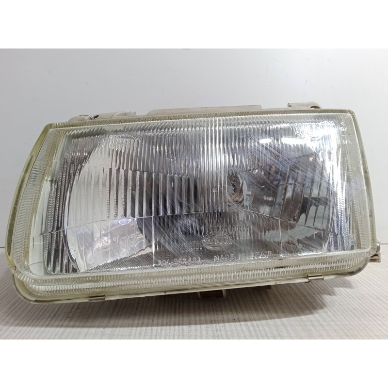 Recambio de faro izquierdo para volkswagen polo iii (6n1) 60 1.4 referencia OEM IAM 1AF962489-21.6N1941015A  