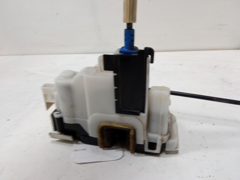 Recambio de cerradura puerta delantera derecha para fiat doblo cargo (263_) 1.3 d multijet referencia OEM IAM 5117366  