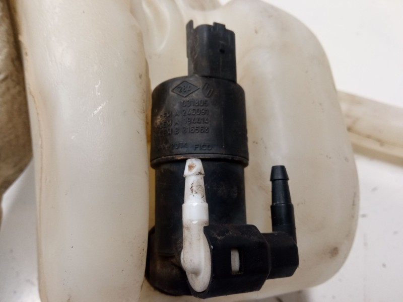 Recambio de deposito limpiaparabrisas para peugeot 1007 (km_) 1.4 hdi referencia OEM IAM   