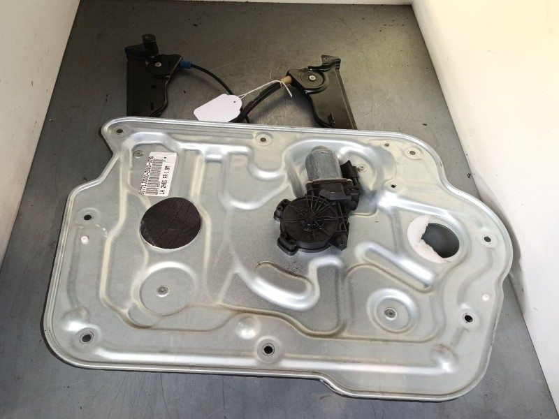 Recambio de elevalunas electrico delantero izquierdo para nissan qashqai i (j10, nj10) 1.5 dci referencia OEM IAM 80771JD000  