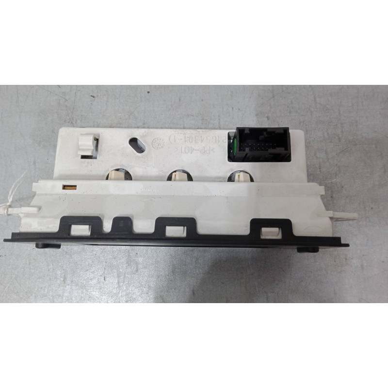 Recambio de pantalla interior reloj para peugeot 1007 (km_) 1.4 hdi referencia OEM IAM 9648634177  