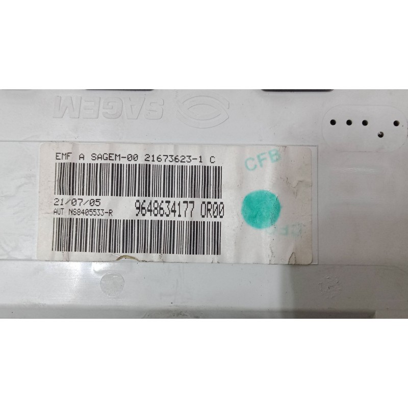 Recambio de pantalla interior reloj para peugeot 1007 (km_) 1.4 hdi referencia OEM IAM 9648634177  