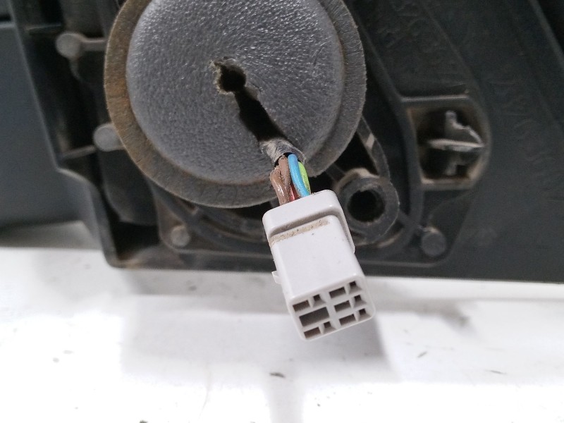 Recambio de retrovisor electrico izquierdo para mitsubishi colt vi (z3_a, z2_a) 1.5 di-d (z39a) referencia OEM IAM   