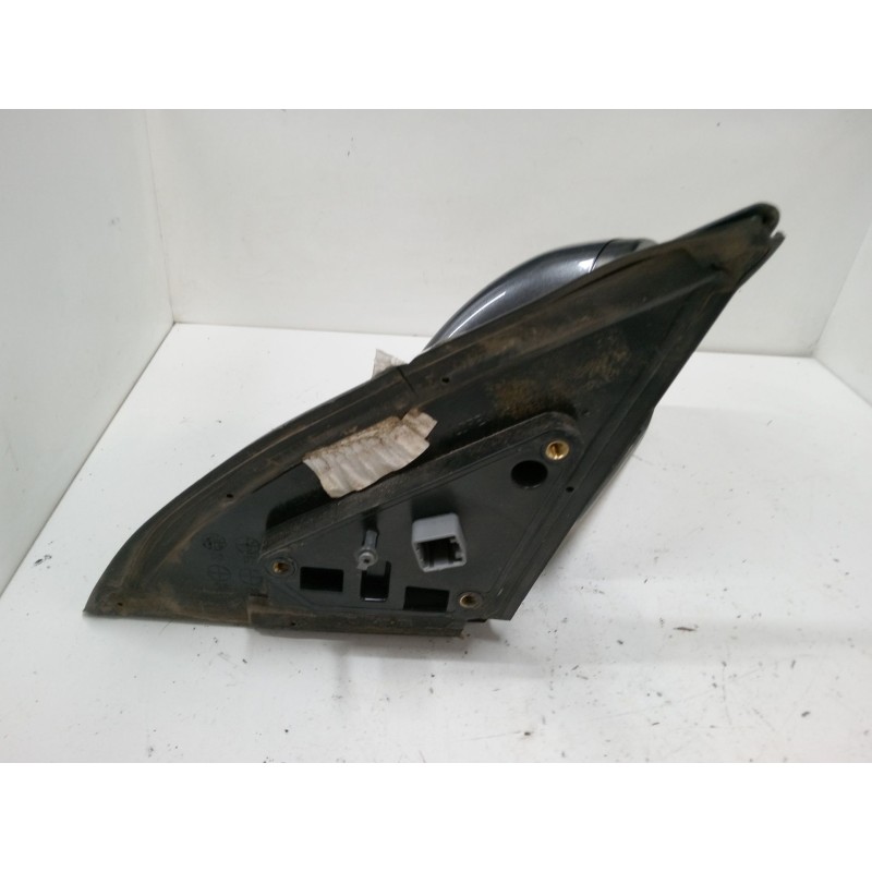 Recambio de retrovisor electrico derecho para kia cee´d sw (ed) 2.0 crdi 140 referencia OEM IAM   