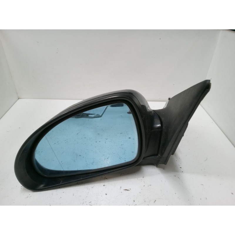 Recambio de retrovisor electrico izquierdo para kia cee´d sw (ed) 2.0 crdi 140 referencia OEM IAM   