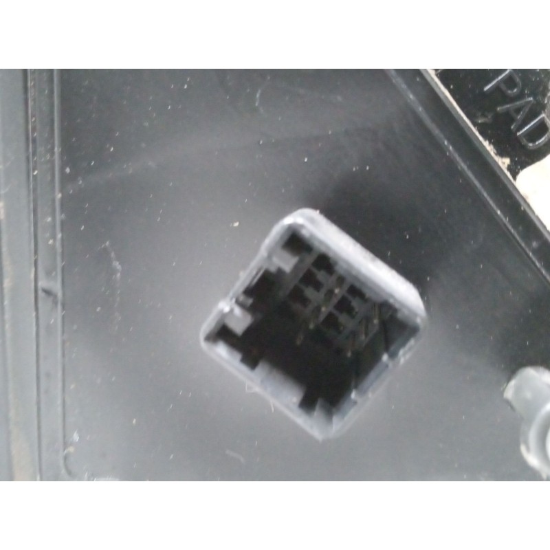 Recambio de retrovisor electrico izquierdo para kia cee´d sw (ed) 2.0 crdi 140 referencia OEM IAM   