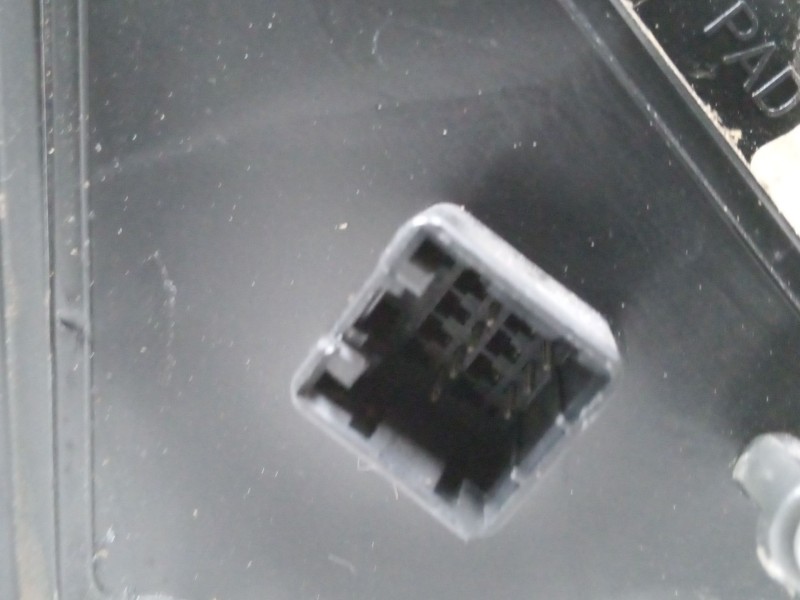 Recambio de retrovisor electrico izquierdo para kia cee´d sw (ed) 2.0 crdi 140 referencia OEM IAM   