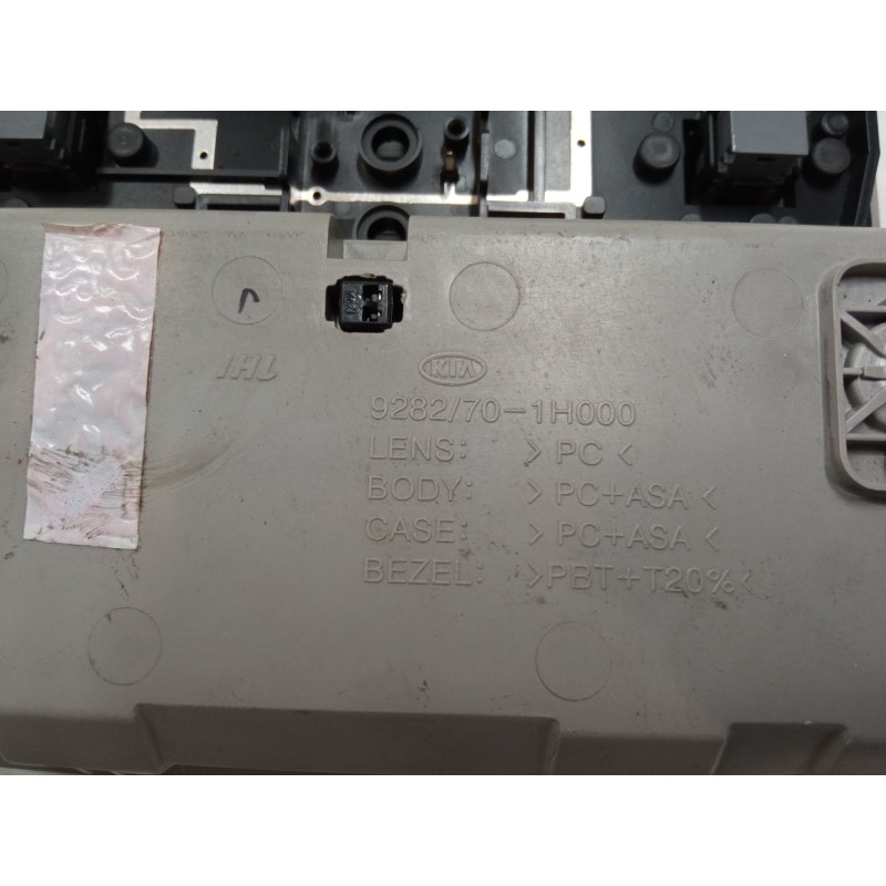 Recambio de luz interior delantera para kia cee´d sw (ed) 2.0 crdi 140 referencia OEM IAM   