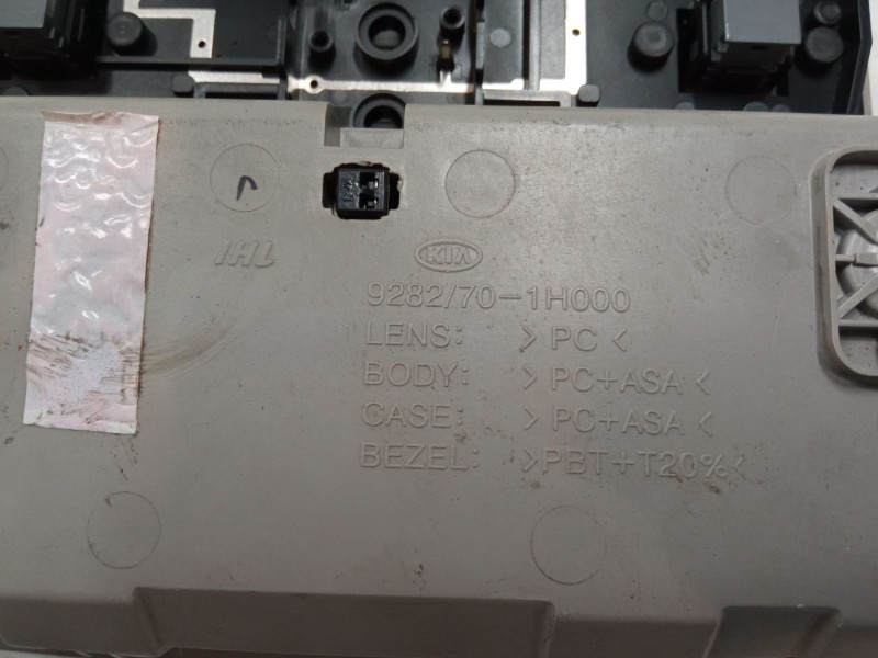 Recambio de luz interior delantera para kia cee´d sw (ed) 2.0 crdi 140 referencia OEM IAM   