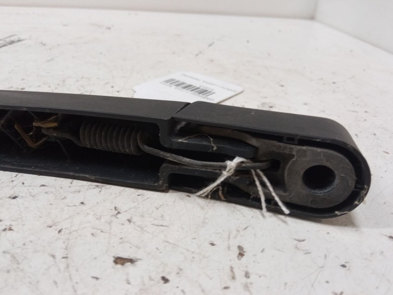 Recambio de brazo limpia trasero para nissan qashqai i (j10, nj10) 1.5 dci referencia OEM IAM   