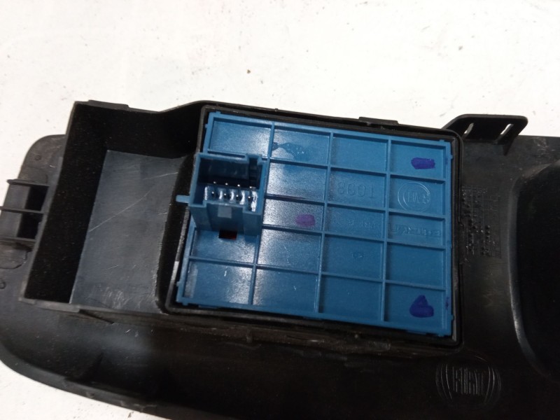 Recambio de maneta interior puerta delantera izquierda para fiat doblo cargo (263_) 1.3 d multijet referencia OEM IAM   