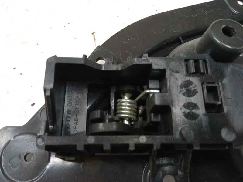 Recambio de maneta interior puerta delantera derecha para hyundai ix20 (jc) 1.4 referencia OEM IAM 826231K000  