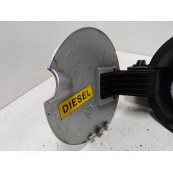 TAPA EXTERIOR COMBUSTIBLE 