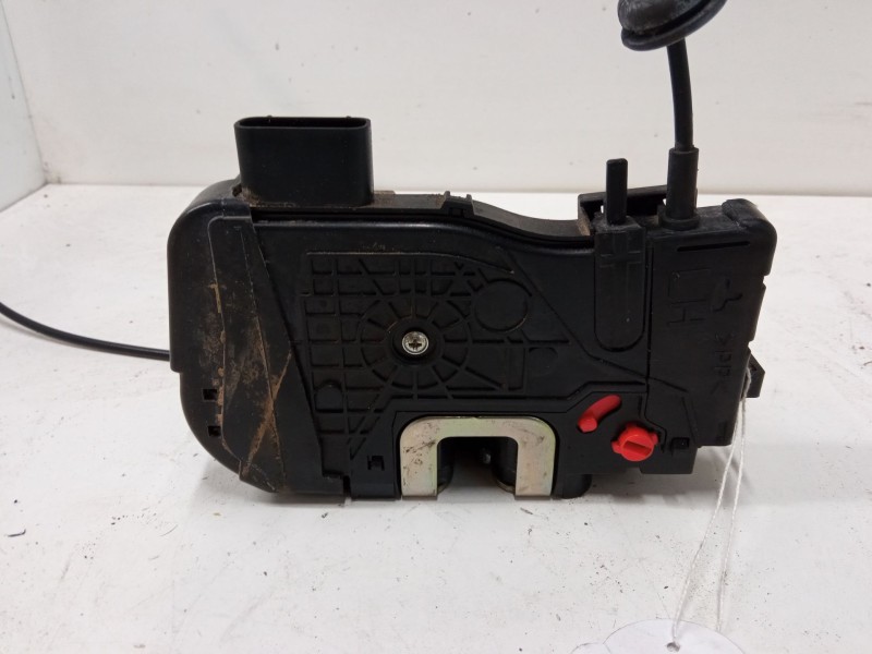 Recambio de cerradura puerta trasera izquierda para hyundai ix20 (jc) 1.4 referencia OEM IAM 814101K000  