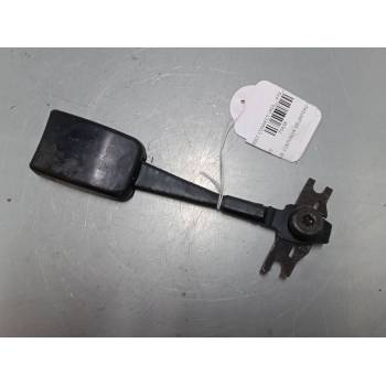 ANCLAJE CINTURON DELANTERO DERECHO 