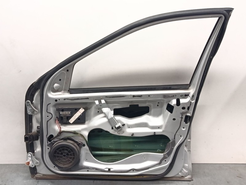 Recambio de puerta delantera derecha para mercedes-benz clase c (w203) c 220 cdi (203.006) referencia OEM IAM   