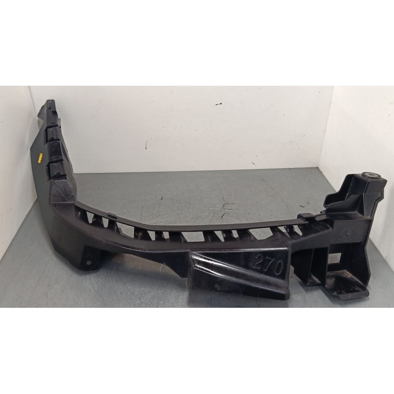 Recambio de alojamiento faro derecho para seat ibiza v (kj1, kjg) 1.0 mpi referencia OEM IAM 6F0807890RH  