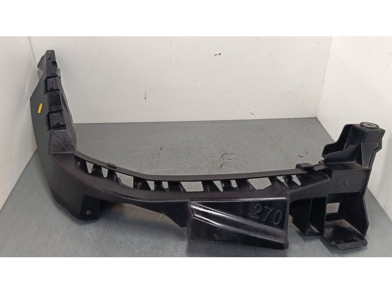 Recambio de alojamiento faro derecho para seat ibiza v (kj1, kjg) 1.0 mpi referencia OEM IAM 6F0807890RH  