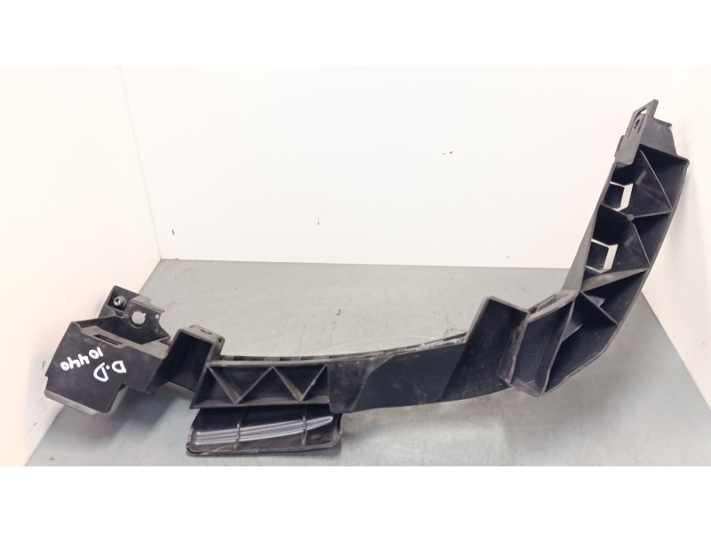 Recambio de alojamiento faro derecho para seat ibiza v (kj1, kjg) 1.0 mpi referencia OEM IAM 6F0807890RH  