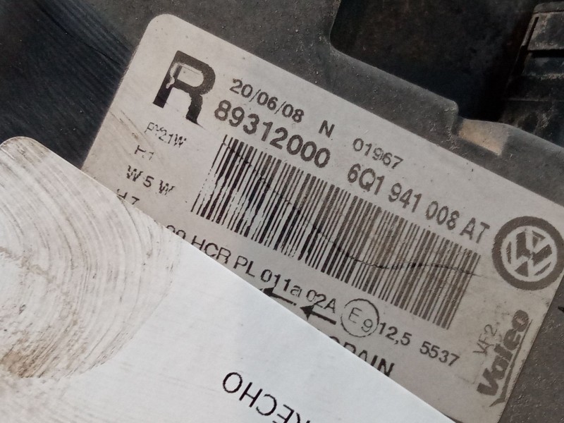 Recambio de faro derecho para volkswagen polo iv (9n_, 9a_) 1.4 tdi referencia OEM IAM   