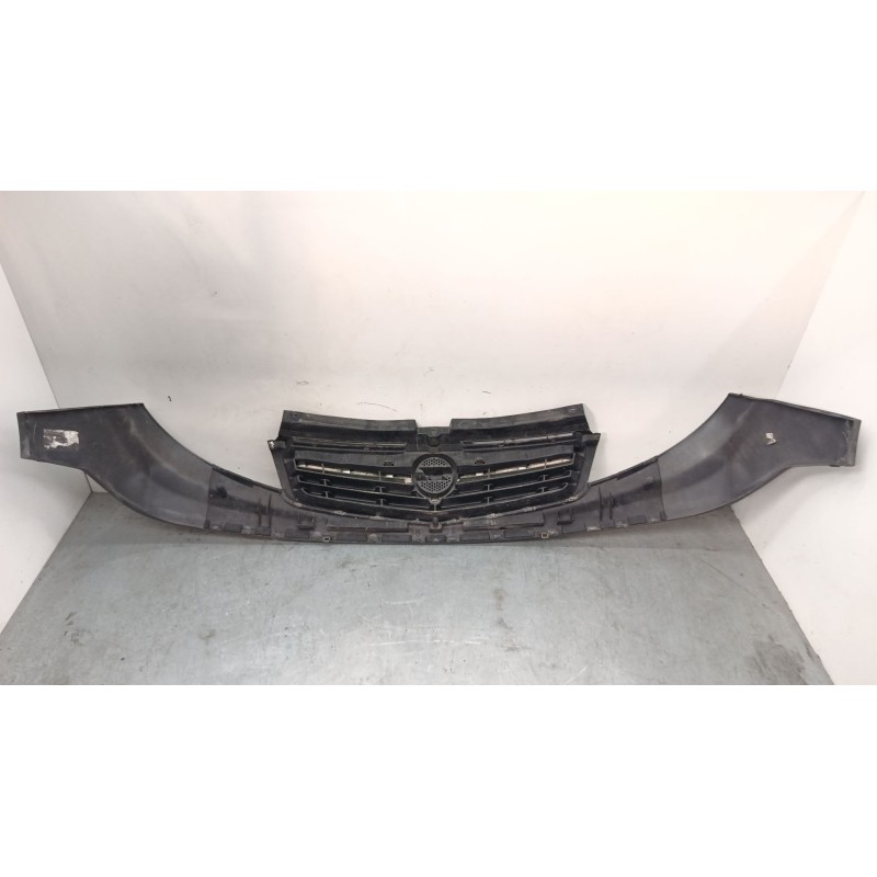 Recambio de rejilla capo grande para opel vivaro a autobús (x83) 2.5 cdti (f7, j7, a07) referencia OEM IAM 93856149  