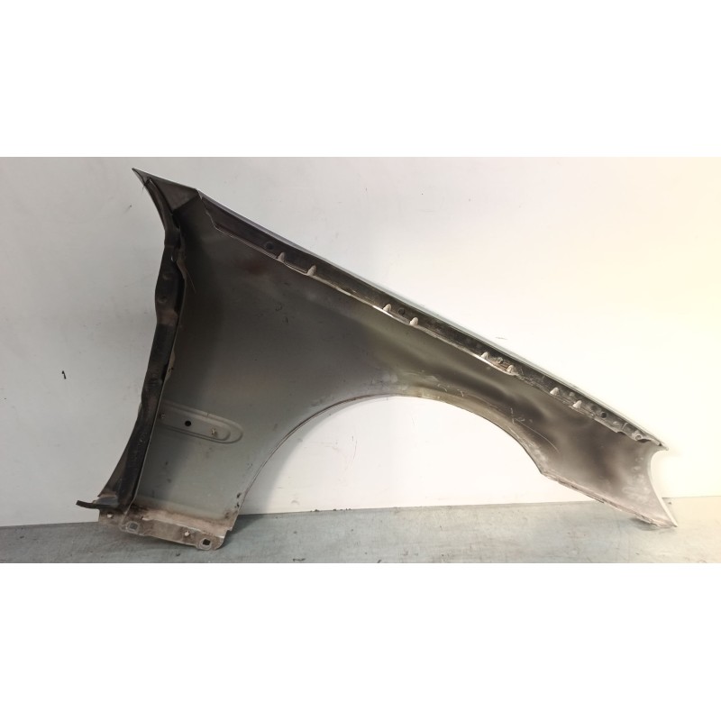 Recambio de aleta delantera izquierda para mercedes-benz clase c (w203) c 220 cdi (203.006) referencia OEM IAM   