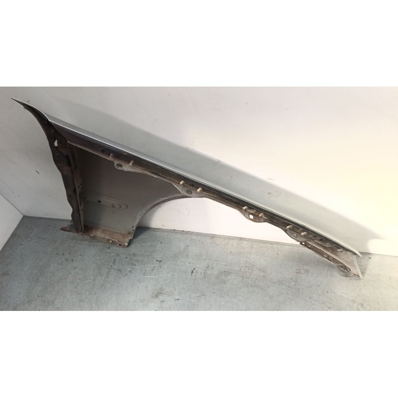 Recambio de aleta delantera izquierda para mercedes-benz clase c (w203) c 220 cdi (203.006) referencia OEM IAM   