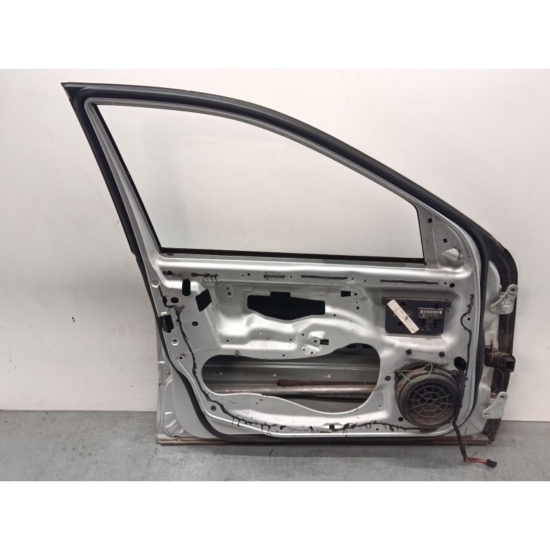 Recambio de puerta delantera izquierda para mercedes-benz clase c (w203) c 220 cdi (203.006) referencia OEM IAM   