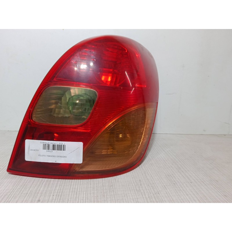 Recambio de piloto trasero derecho para toyota corolla verso (_e12_) 2.0 d-4d (cde120_) referencia OEM IAM   