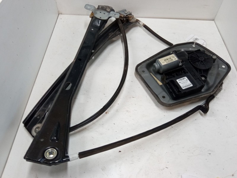 Recambio de elevalunas electrico delantero derecho para volkswagen golf v (1k1) 1.9 tdi 4motion referencia OEM IAM 1K0959792G  