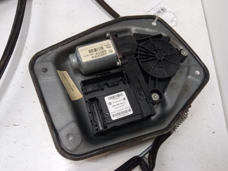Recambio de elevalunas electrico delantero derecho para volkswagen golf v (1k1) 1.9 tdi 4motion referencia OEM IAM 1K0959792G  