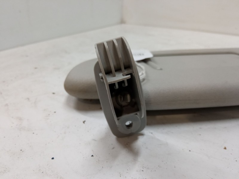 Recambio de parasol derecho para seat ibiza iii (6l1) 1.4 tdi referencia OEM IAM   