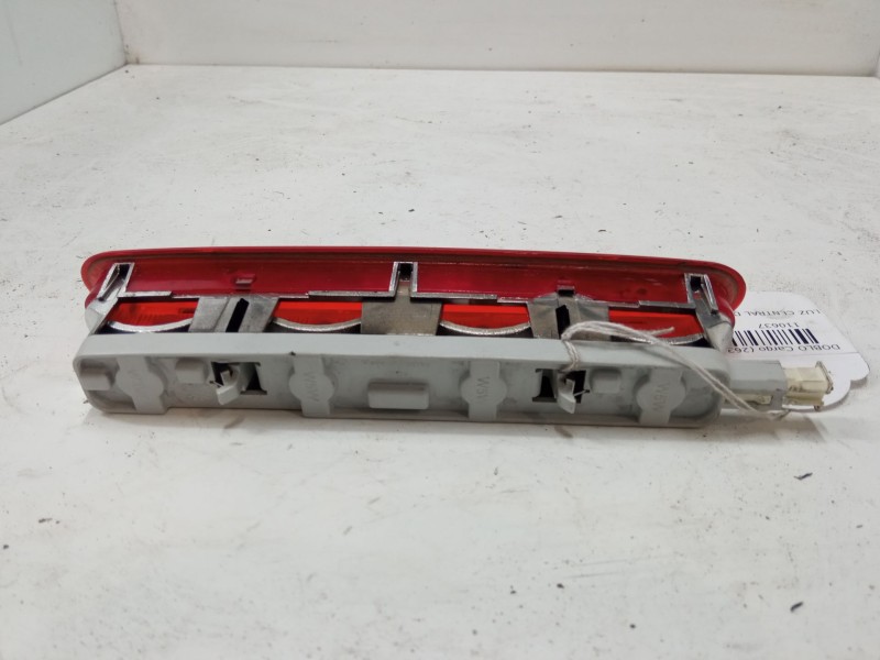 Recambio de luz central de freno para fiat doblo cargo (263_) 1.3 d multijet referencia OEM IAM   