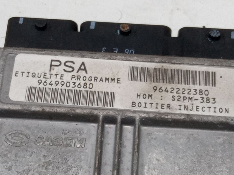 Recambio de centralita motor uce para citroën c3 pluriel (hb_) 1.4 referencia OEM IAM 9649903680  