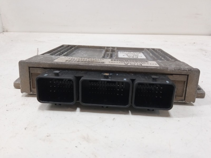 Recambio de centralita motor uce para citroën c3 pluriel (hb_) 1.4 referencia OEM IAM 9649903680  