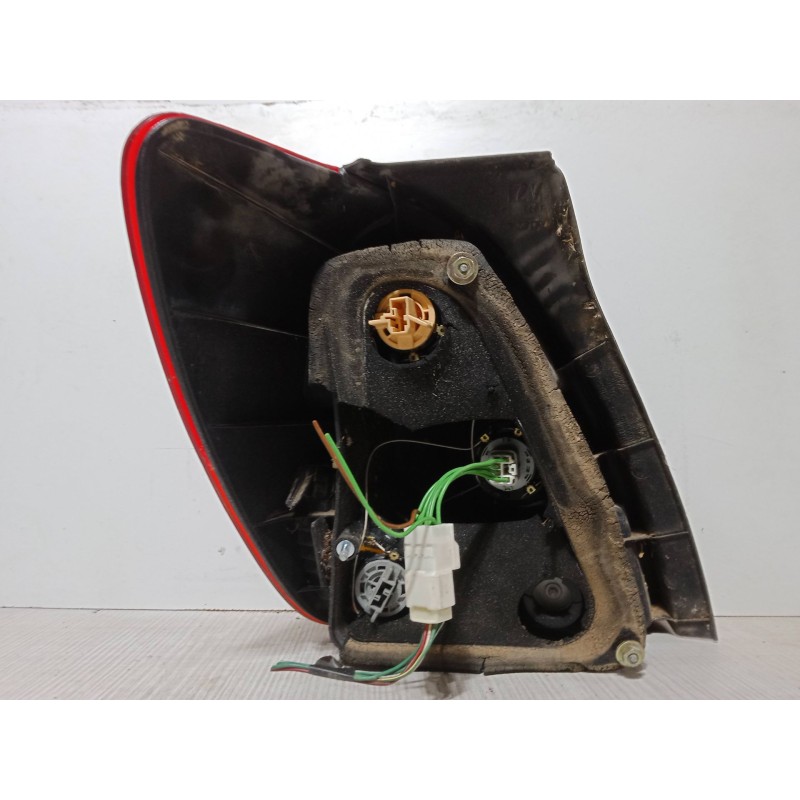 Recambio de piloto trasero derecho para toyota corolla verso (_e12_) 2.0 d-4d (cde120_) referencia OEM IAM   