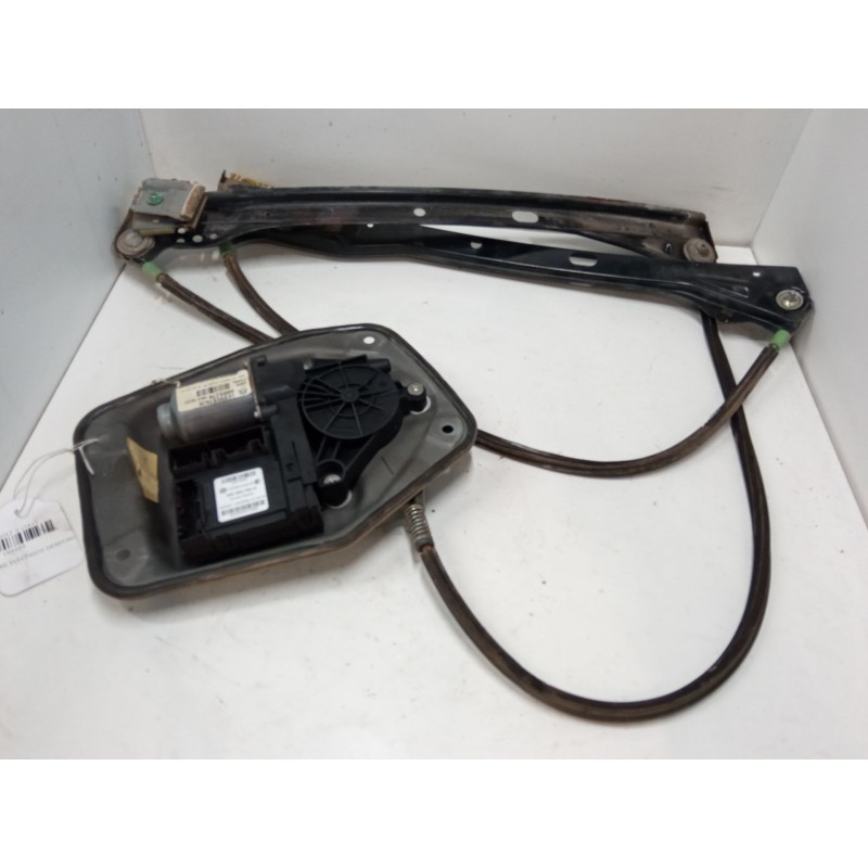 Recambio de elevalunas electrico derecho 3p para volkswagen golf v (1k1) 2.0 tdi 16v referencia OEM IAM 1K0959792G  