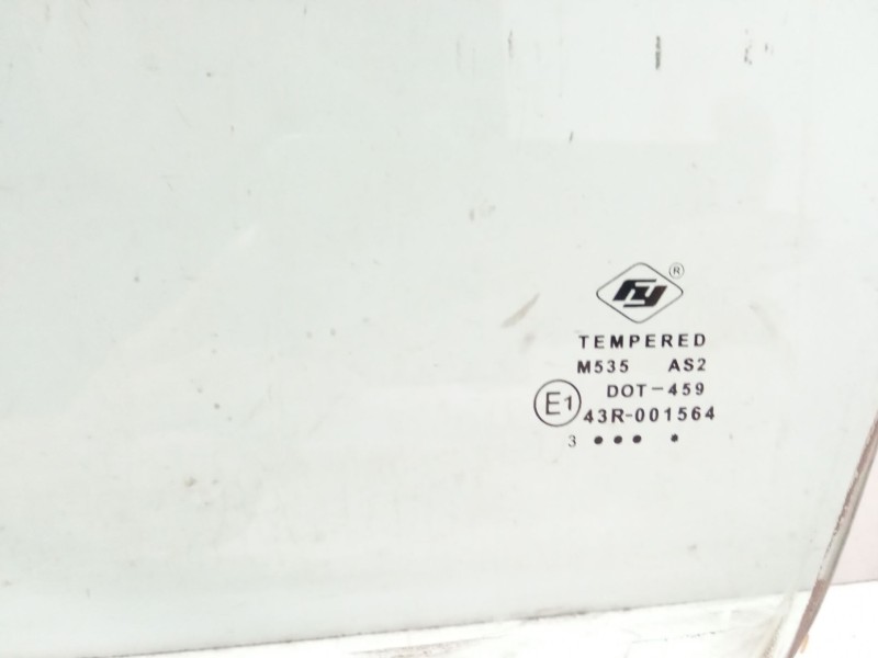 Recambio de luna puerta delantera izquierda para volkswagen golf iv (1j1) 1.9 tdi referencia OEM IAM   