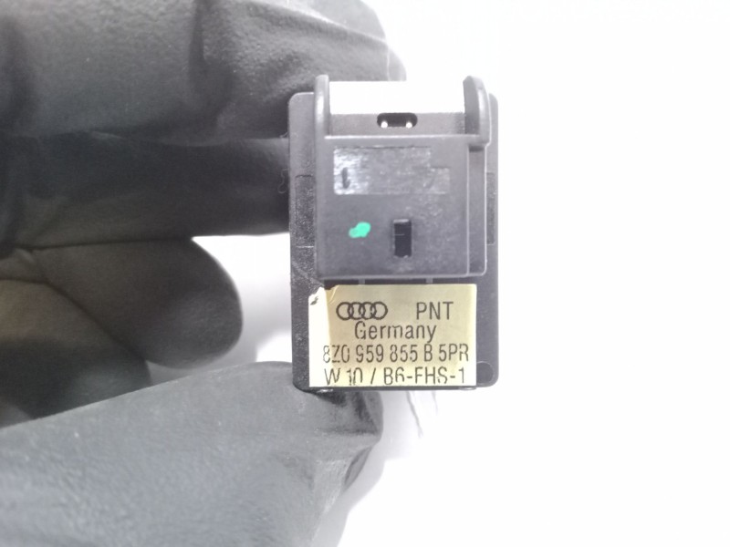 Recambio de mando elevalunas delantero derecho para audi a3 sportback (8pa) 1.6 fsi referencia OEM IAM   